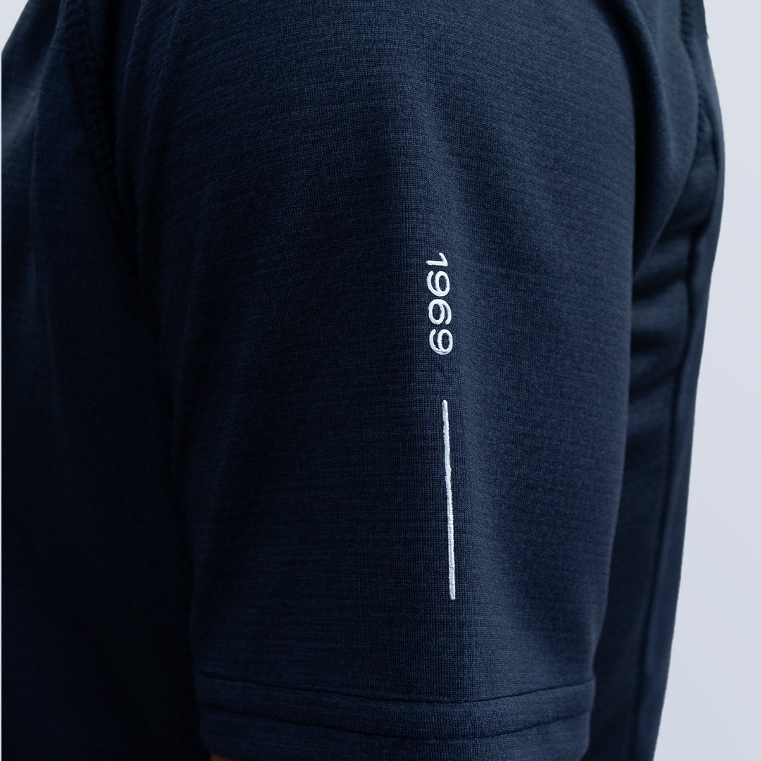 Blue t-shirt / black shorts Bundle