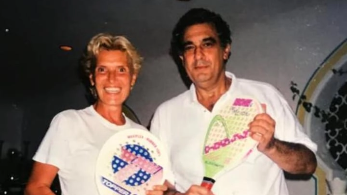Promoción Internacional. - (1990)
